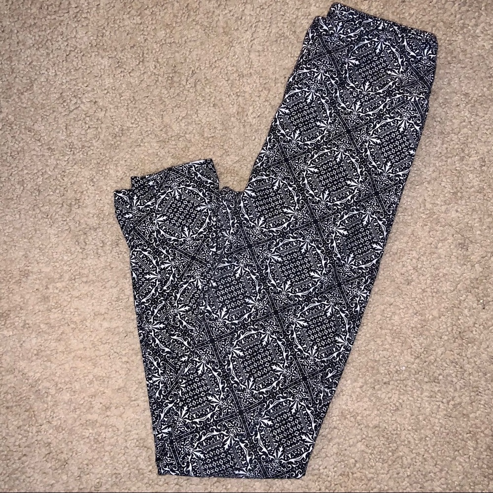 LuLaRoe Printed Leggings One Size